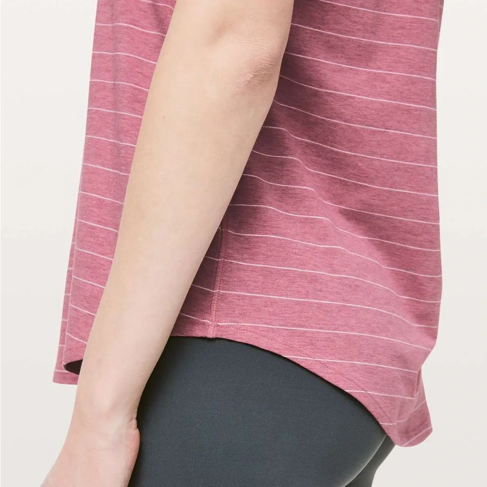 Lululemon Love Tee V Short Serve Stripe Heathered So Merlot White - Picture 3 of 7